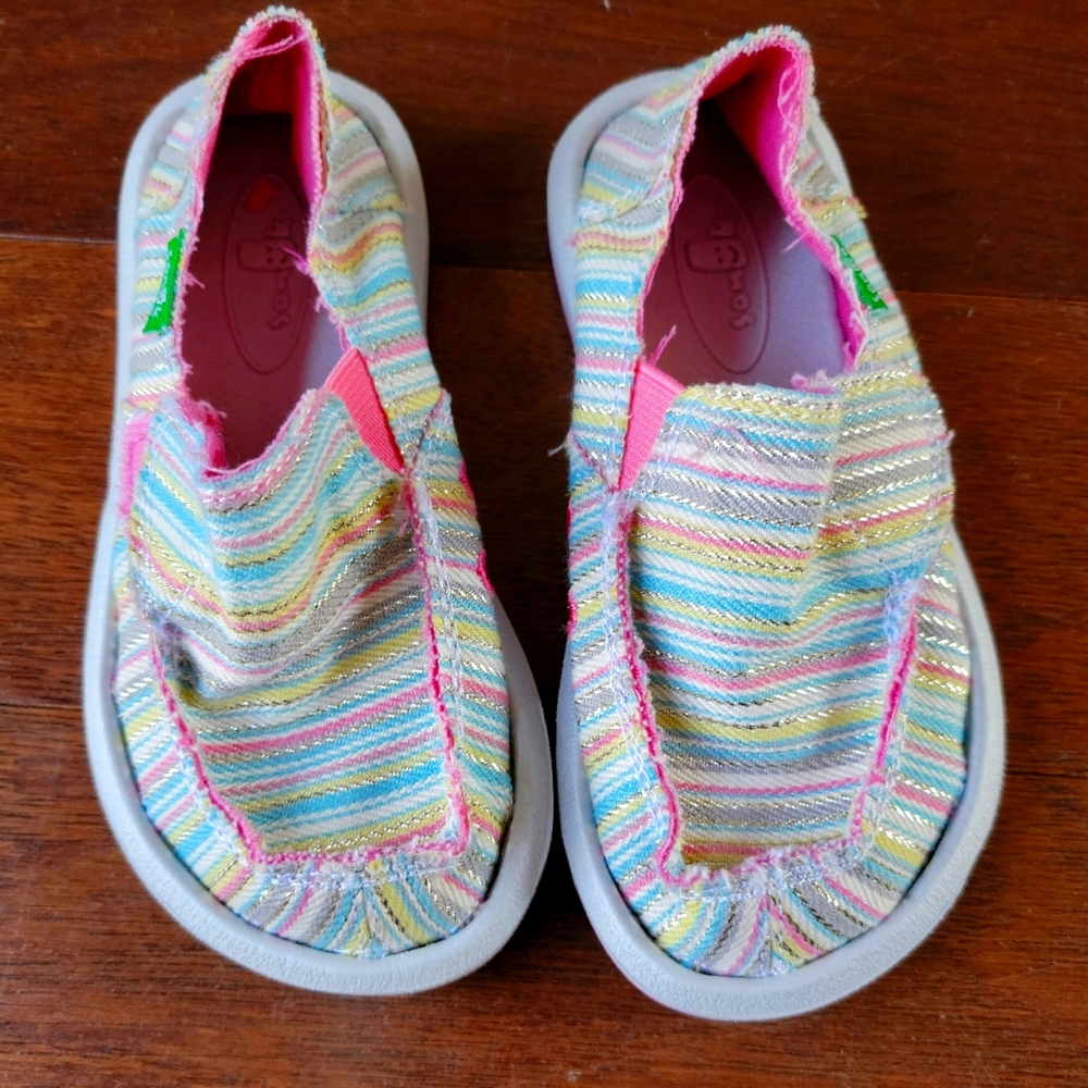 Girls Sanuk velcro slip-on shoes